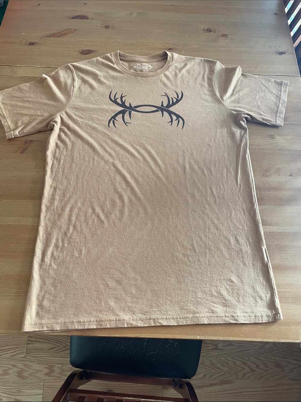 Men's Under Armour Tan Graphic Short-Sleeve T-Shirt